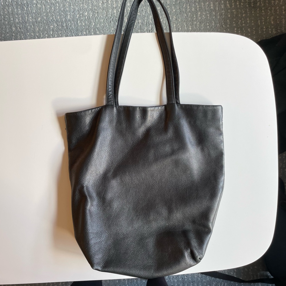 Baggu black leather tote
